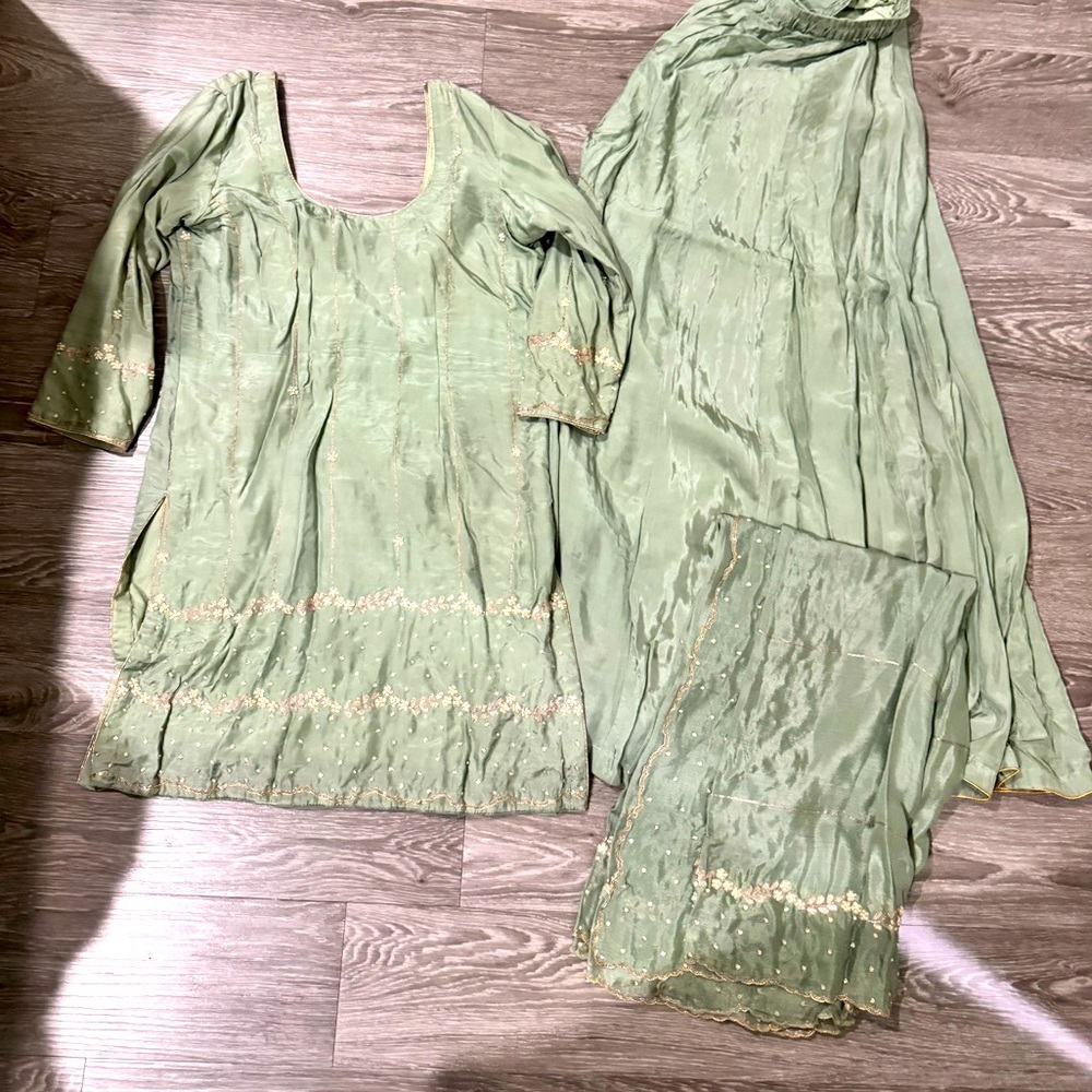 SHORT SHIRT PALLAZO SUIT